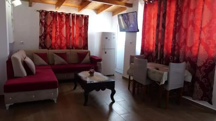 Ramaj Apartment 사밀