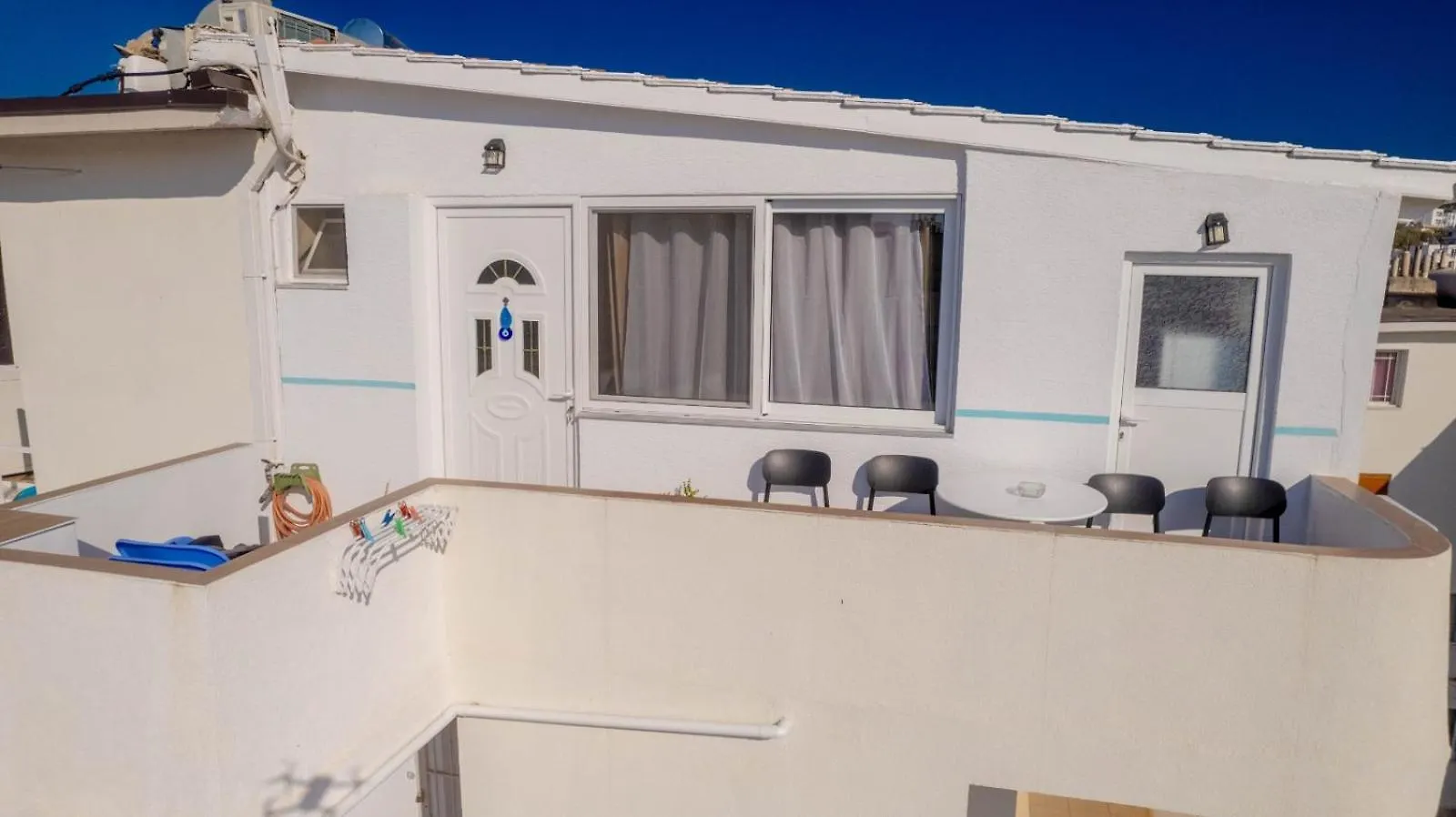 Ramaj Apartment 사밀 0*,