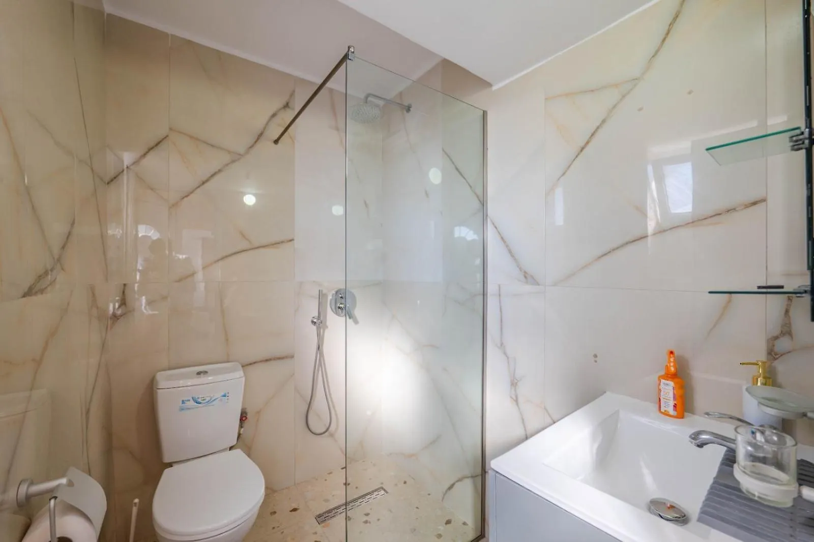 Ramaj Apartment 사밀